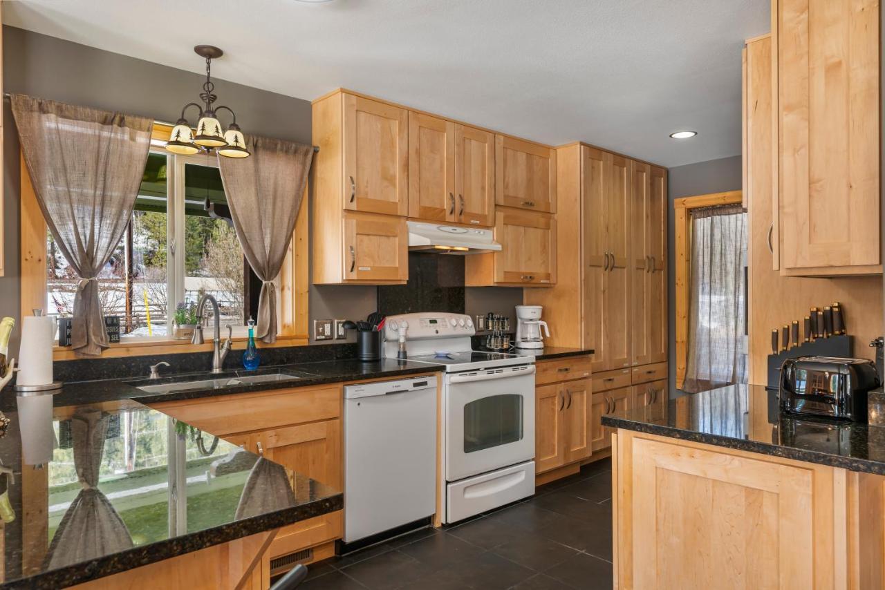 Wander Inn, 4 Bedroom 2 Bath, 5 Min To Downtown, Custom Home Leavenworth Zewnętrze zdjęcie