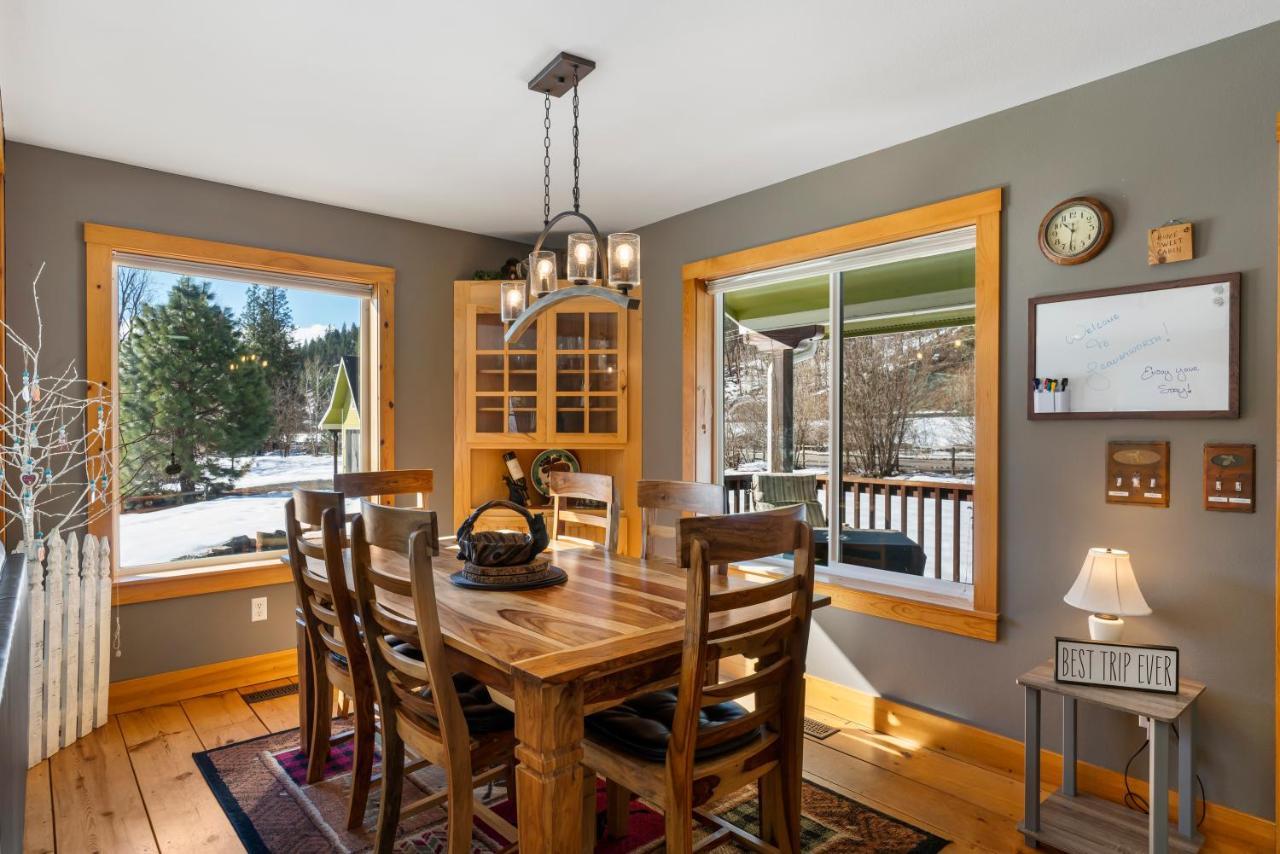 Wander Inn, 4 Bedroom 2 Bath, 5 Min To Downtown, Custom Home Leavenworth Zewnętrze zdjęcie